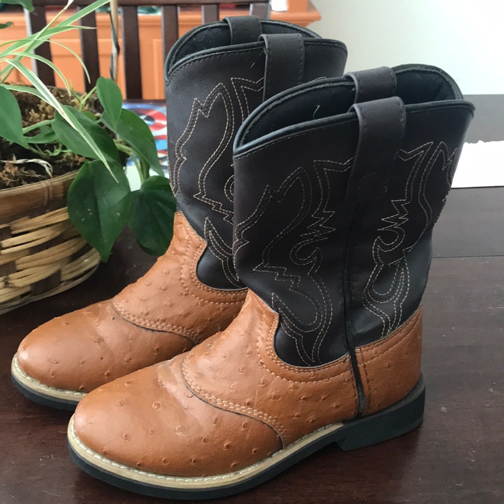 Little boys cowboy boots